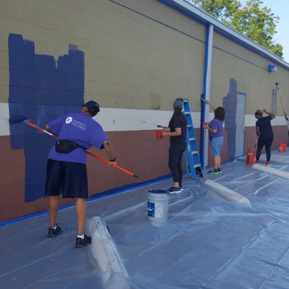 Leidos QTC Gives Makeover to The Children's Shelter Thrift Boutique