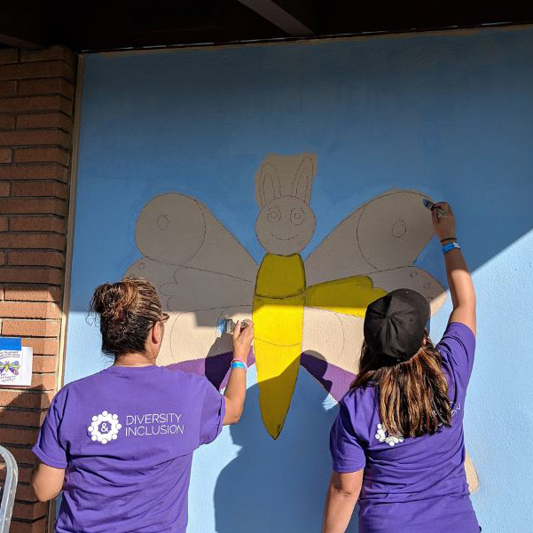 Leidos QTC Volunteers Gave Campus Makeover to Live Oak Elementary